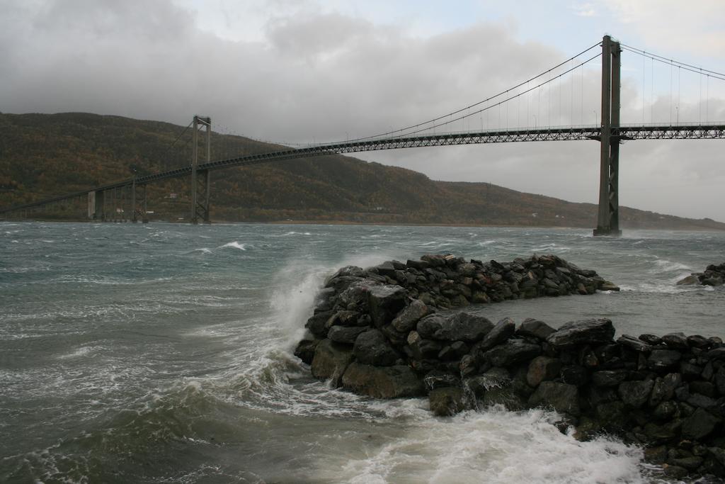 הוילה אבנסקייר Tjeldsundbrua Maritim מראה חיצוני תמונה